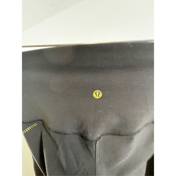 Lululemon Align High Rise Gold Logo 25” Size 4 - Picture 6 of 10